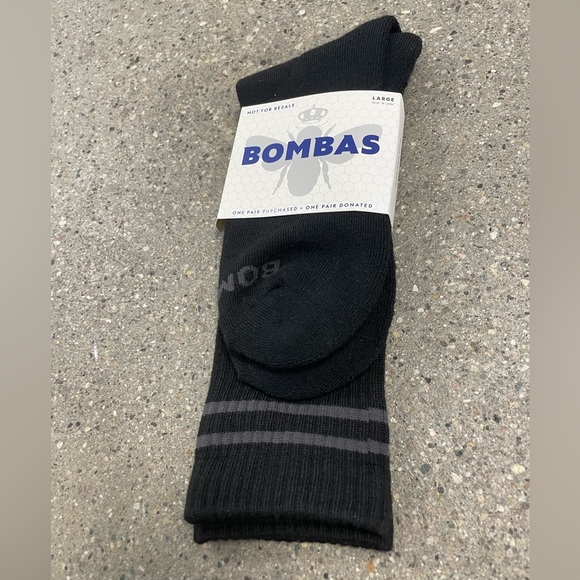 NWT Bombas Black Socks unisex size large 1 pair - Picture 3 of 8